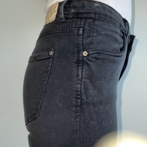 Black Demin - Picture 2 of 5